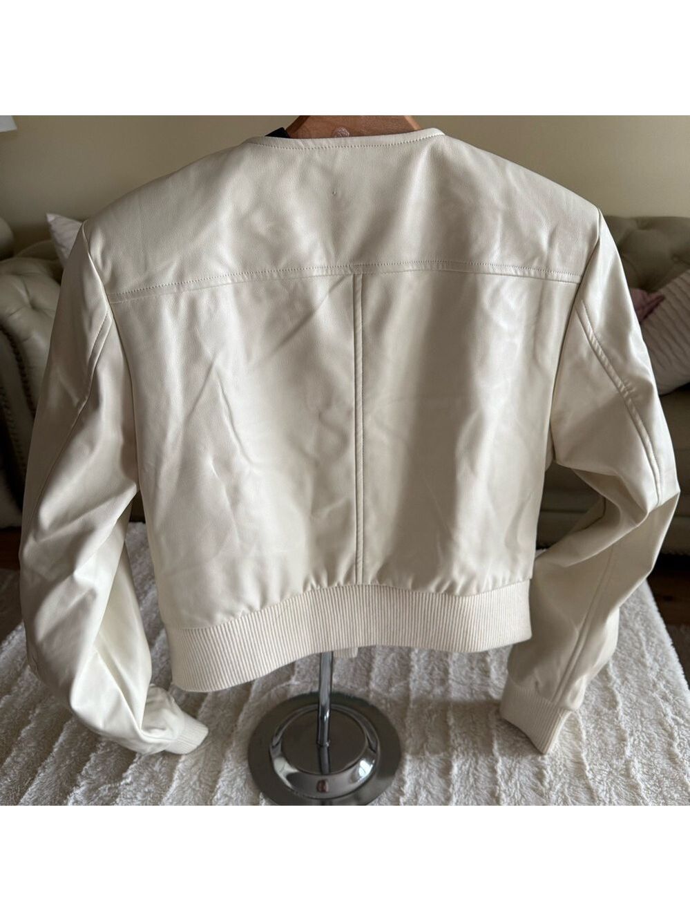 ⭐️Steve Madden Cream bomber Jacket - Picture 5 of 11